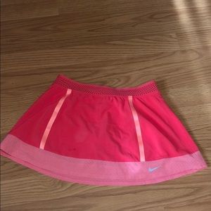 Nike skirt size small